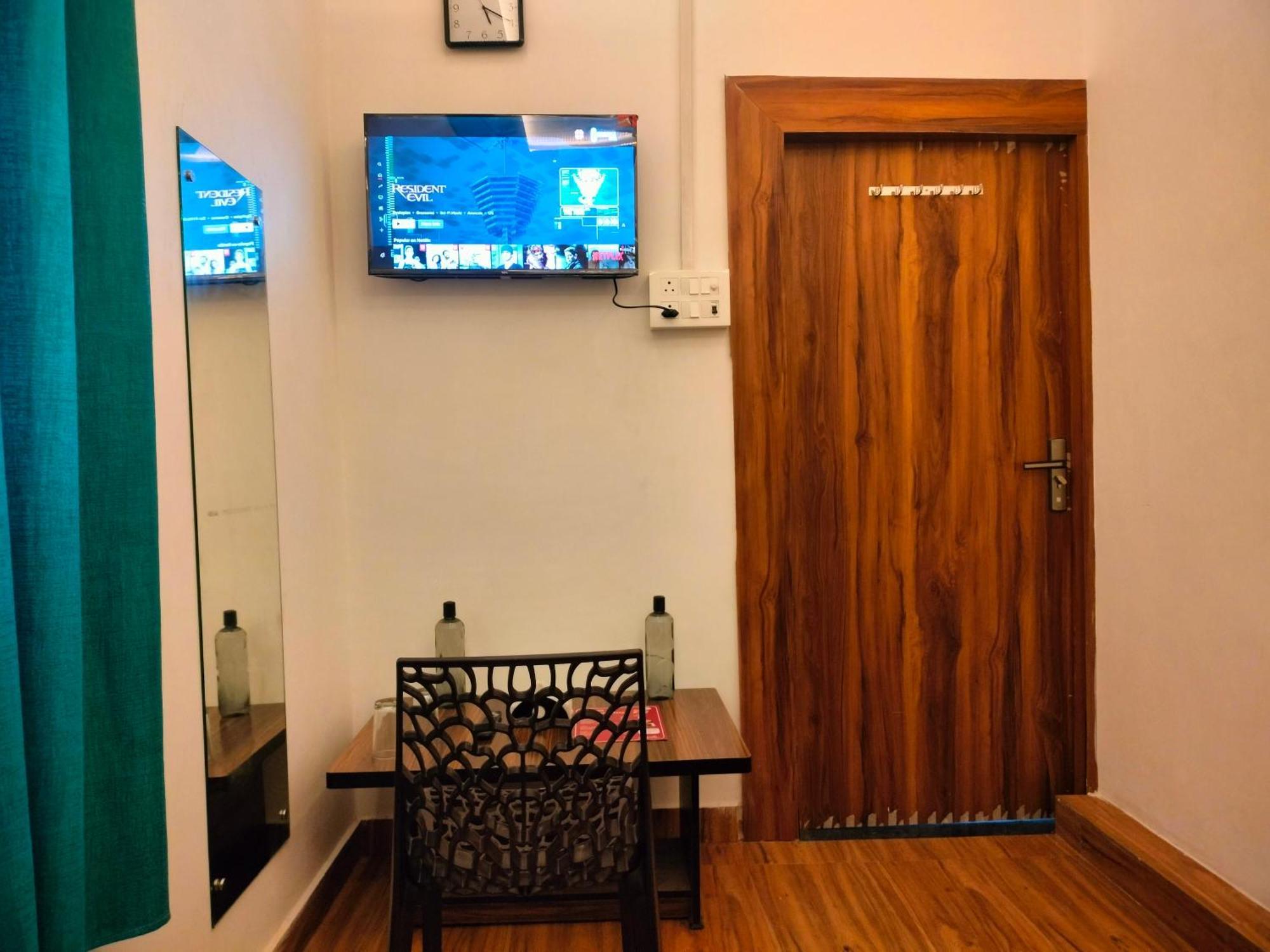 Kishan Home Stay Матхура Екстер'єр фото
