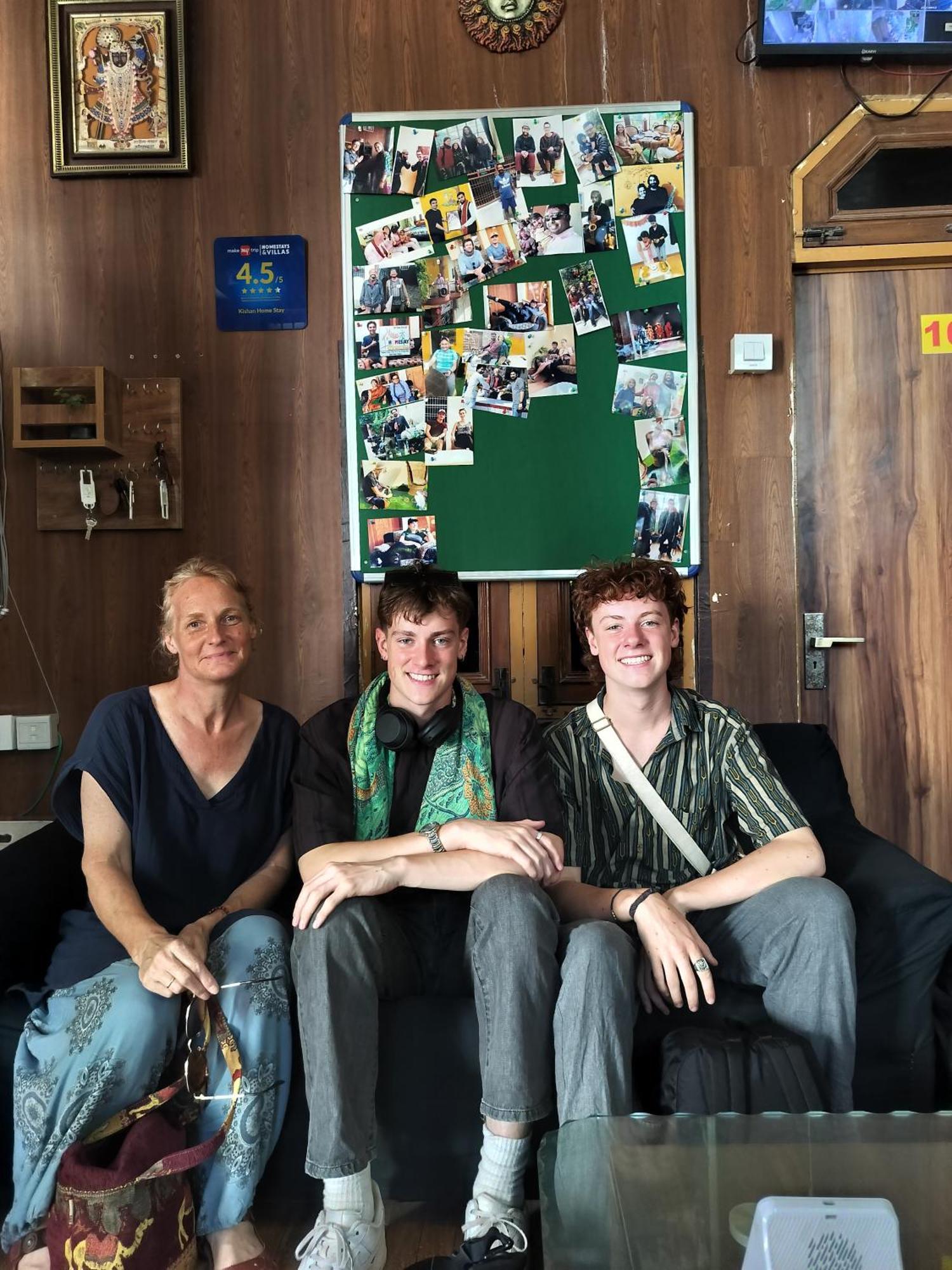 Kishan Home Stay Матхура Екстер'єр фото